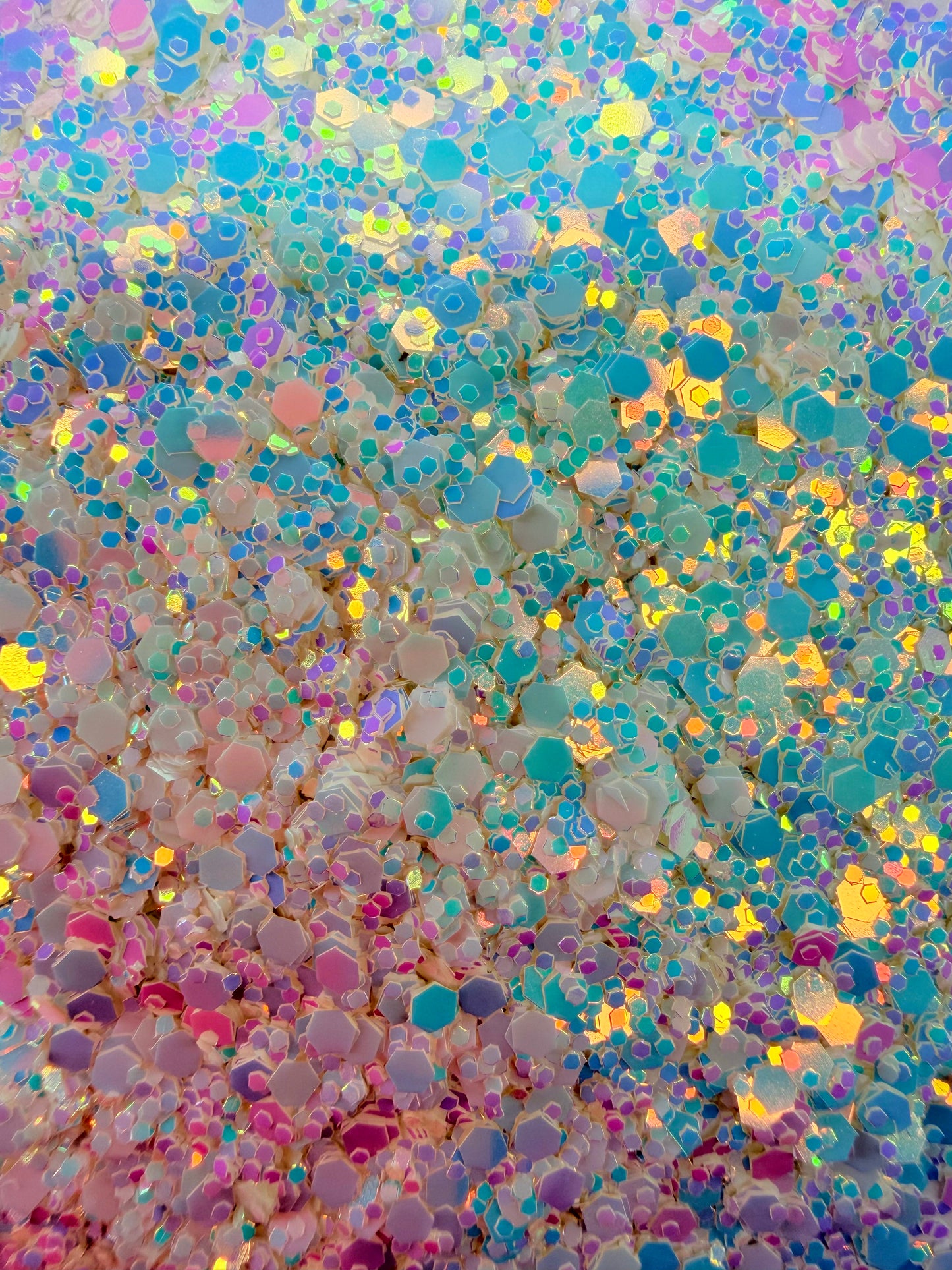 Prismatic Pearl Chunky Glitter