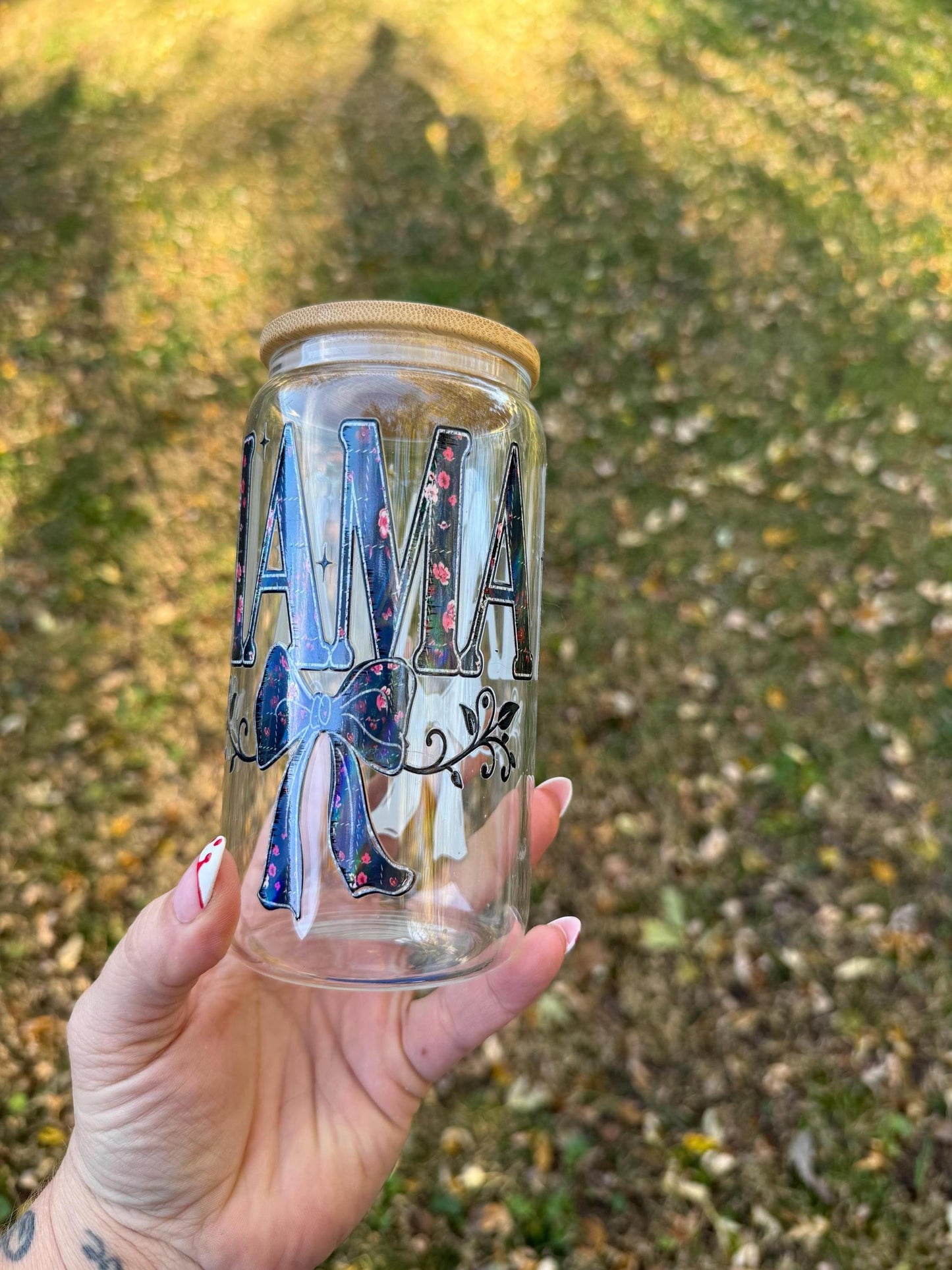 Holographic Mama Glass Can Cup, Mother's Day Gift, Bow Design