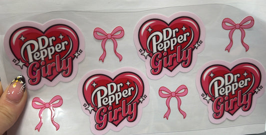 3902