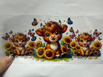 3800 - Highland cow with sunflowers UV-DTF 16oz Cup Wrap